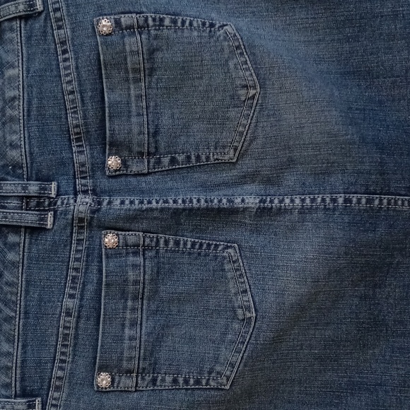 💙White House Black Market💙 - Blue Denim Stretch Mini Skirt - Picture 9 of 14